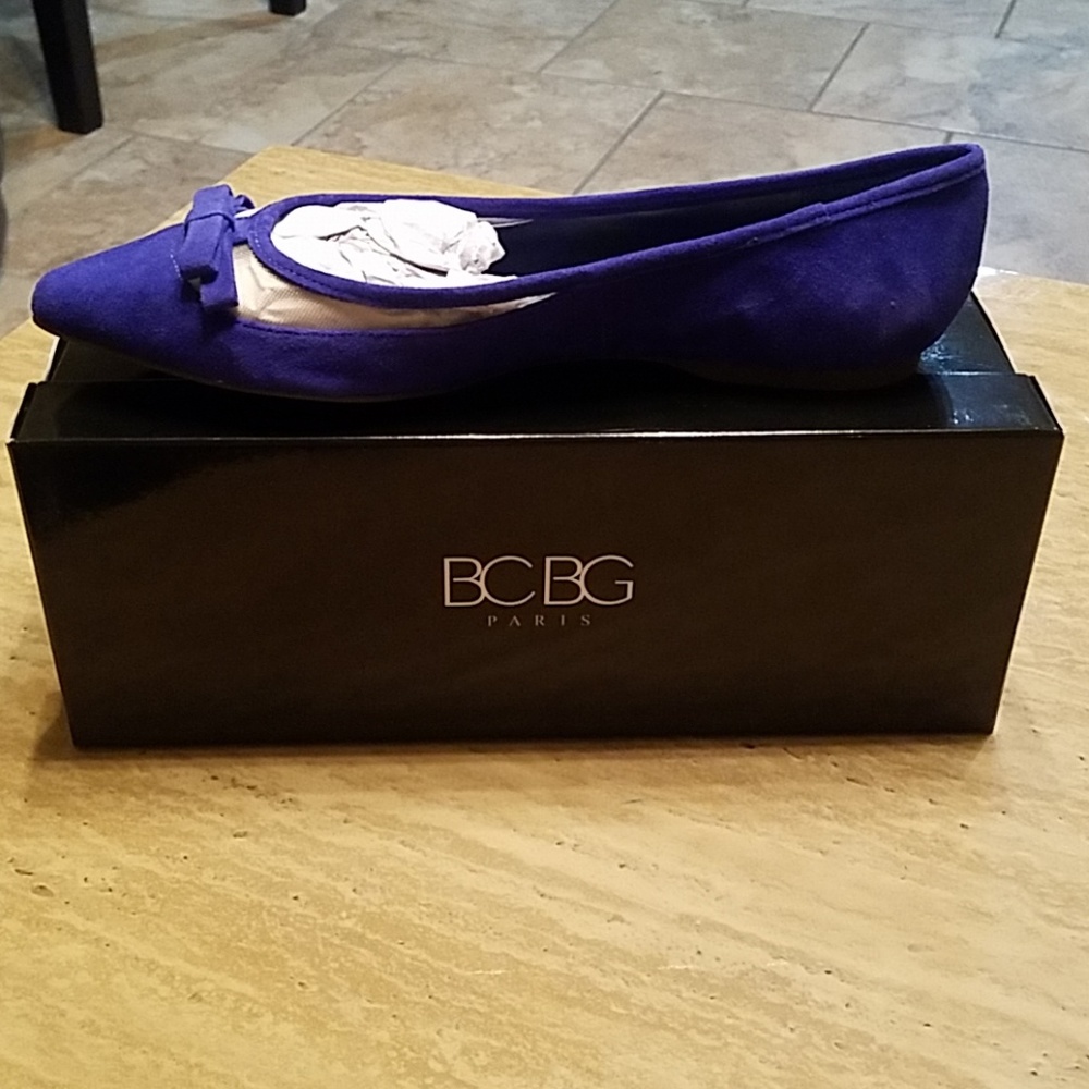 BCBG Blue Suede Shoes NWB